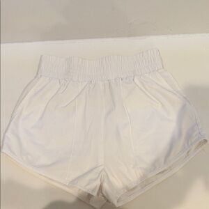 Wellbeing + beingwell White Women's Shorts small